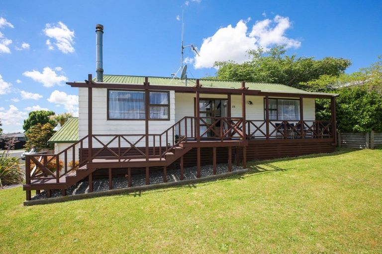 Photo of property in 26 Tupelo Street, Pukete, Hamilton, 3200