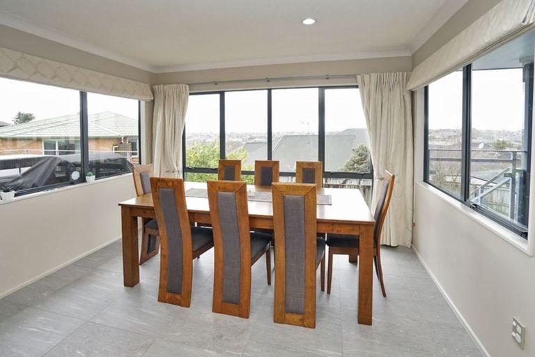 Photo of property in 7 Southworth Place, Grandview Heights, Hamilton, 3200