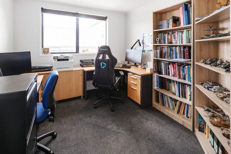 Photo of property in 1 Anglers Way, Omokoroa, 3114