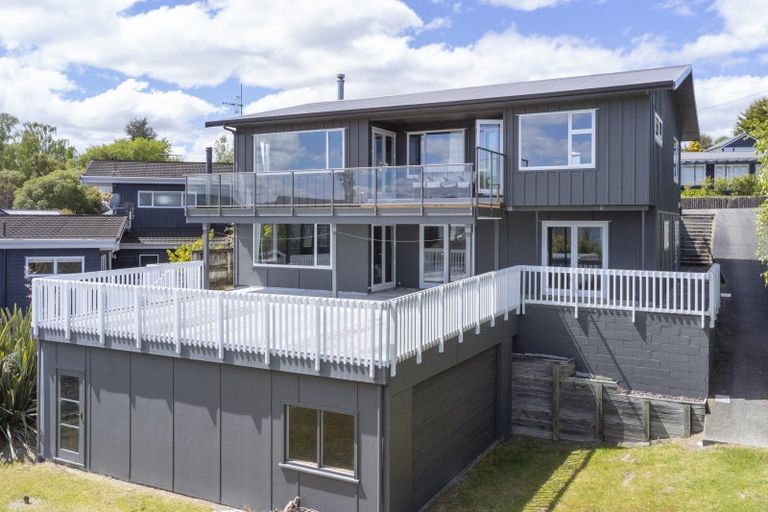 Photo of property in 71 Rainbow Drive, Rainbow Point, Taupo, 3330