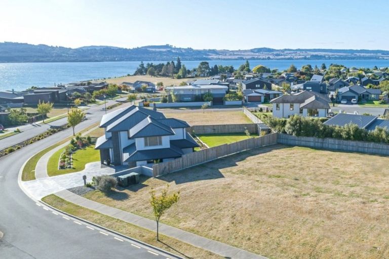 Photo of property in 38 Victory Drive, Wharewaka, Taupo, 3330