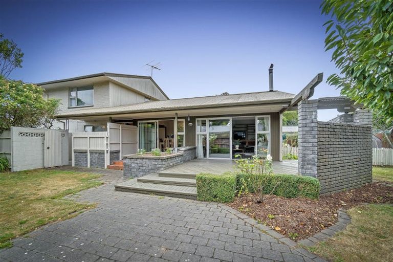 Photo of property in 101a Yaldhurst Road, Sockburn, Christchurch, 8042