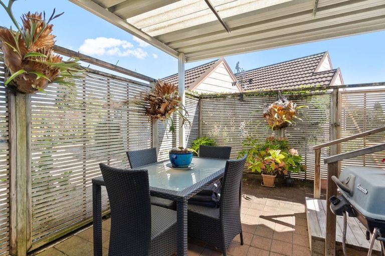 Photo of property in 18 Kingfisher Way, Te Kowhai, Hamilton, 3288