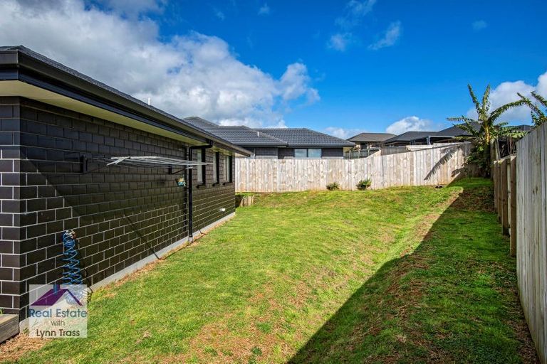 Photo of property in 16 Maui Place, Te Kamo, Whangarei, 0112