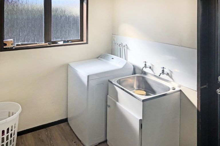 Photo of property in 15 Oregon Drive, Kelvin Heights, Queenstown, 9300