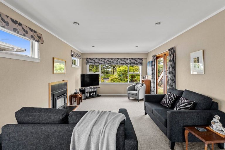 Photo of property in 230 Frankley Road, Frankleigh Park, New Plymouth, 4310