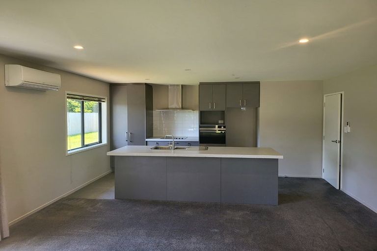 Photo of property in 22 Hurutini Way, Halswell, Christchurch, 8025