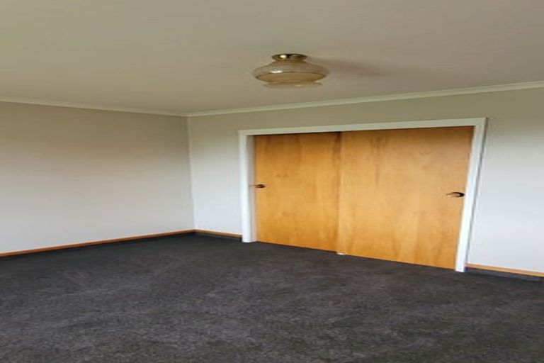 Photo of property in 8 Burns Street, Westown, New Plymouth, 4310