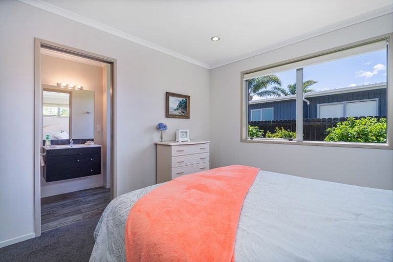 Photo of property in 20b Cholmondeley Crescent, Whitianga, 3510