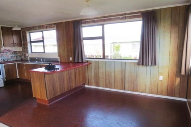 Photo of property in 12 Te Whena Place, Waitara, 4320