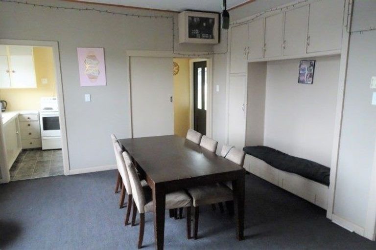 Photo of property in 2 Warburton Street, Karoro, Greymouth, 7805