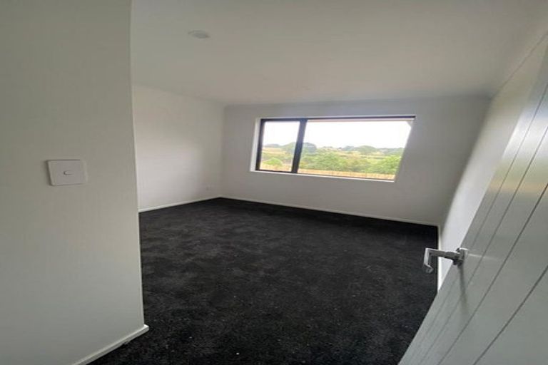 Photo of property in 33b Leathem Crescent, Pokeno, 2402