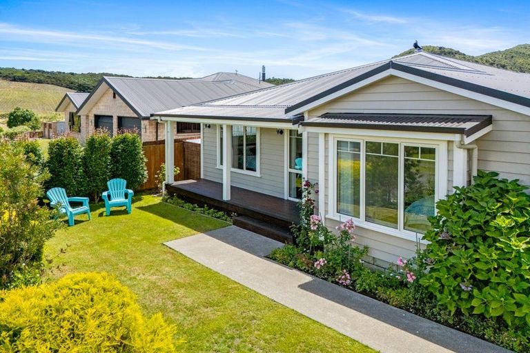 Photo of property in 19a Admiralty Place, Waikawa, Picton, 7220