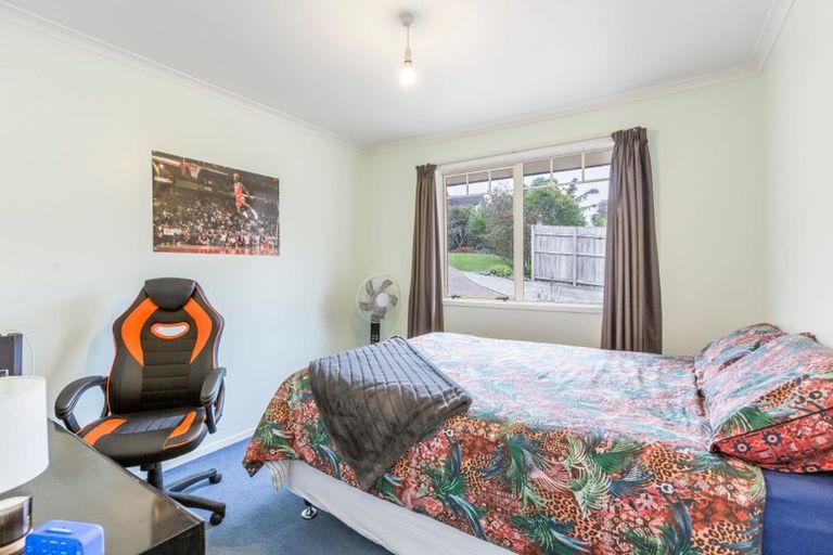 Photo of property in 58 Rivervale Grove, Stanmore Bay, Whangaparaoa, 0932