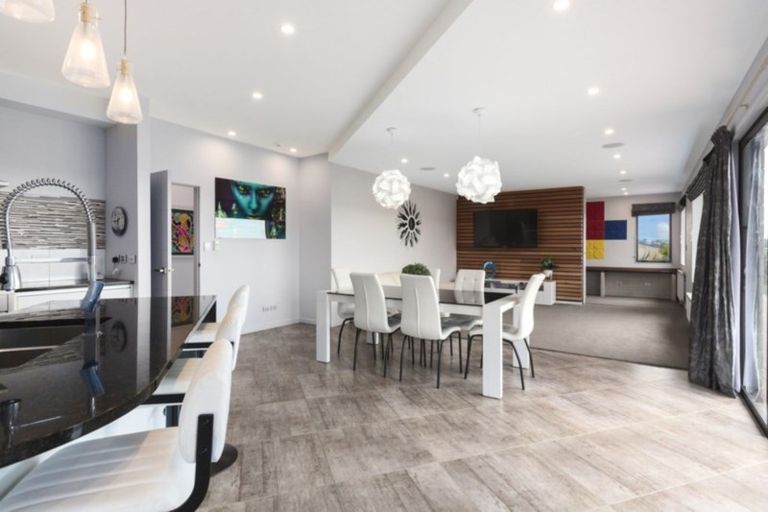 Photo of property in 131 Endeavour Drive, Whitby, Porirua, 5024