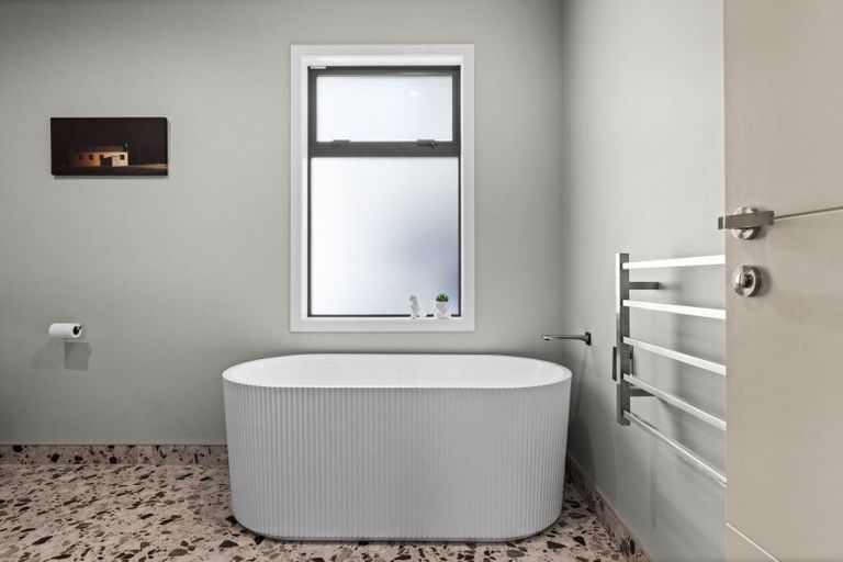 Photo of property in 26 Rochfort Road, Havelock North, 4130