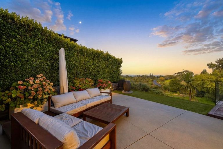 Photo of property in 41 Bounty Road, Long Bay, Auckland, 0630