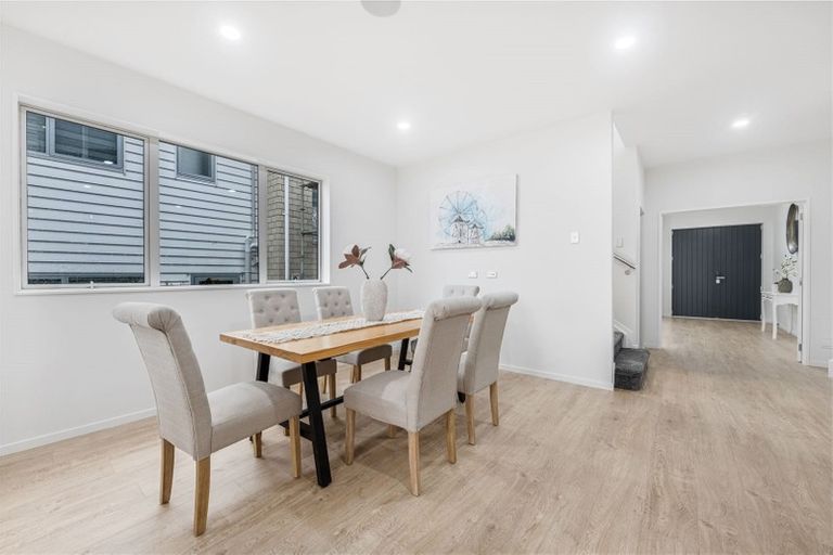 Photo of property in 5 Aklander Rise, Flat Bush, Auckland, 2019