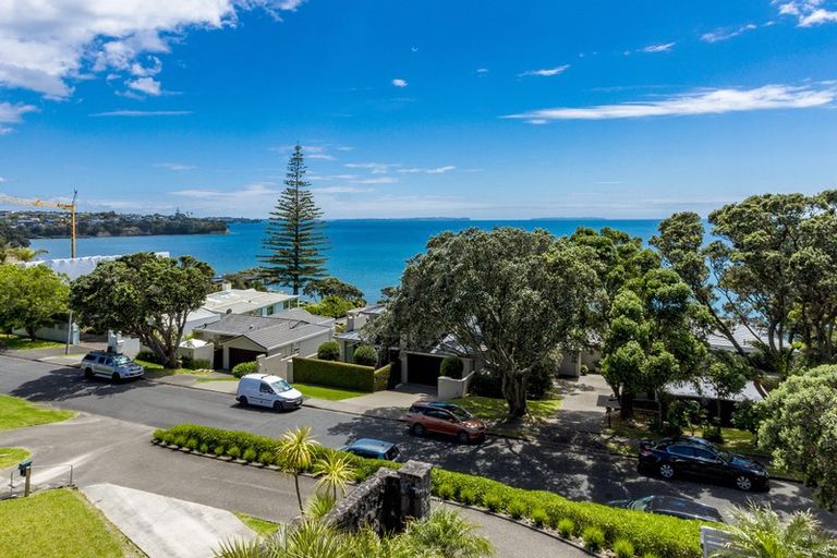 Photo of property in 21 Whitby Crescent, Mairangi Bay, Auckland, 0630