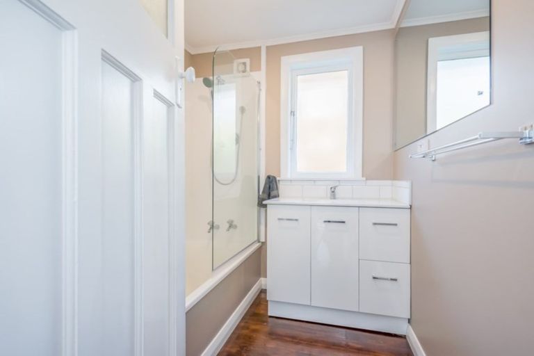 Photo of property in 49 Adelaide Street, Petone, Lower Hutt, 5012