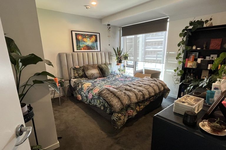 Photo of property in Pinnacle Apartments, W802/160 Victoria Street, Te Aro, Wellington, 6011