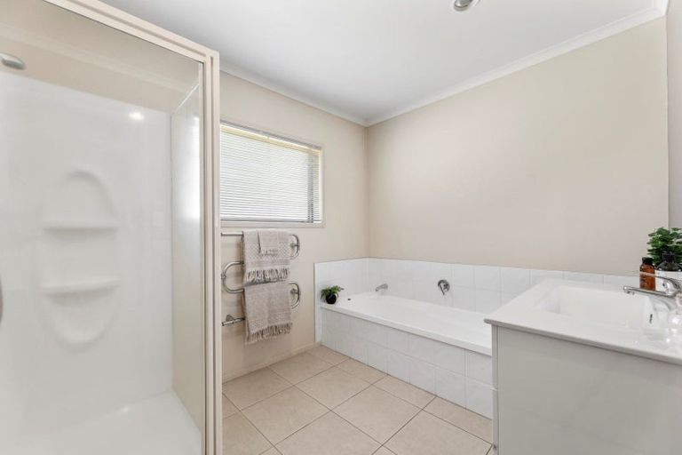 Photo of property in 5/100 Millers Road, Brookfield, Tauranga, 3110