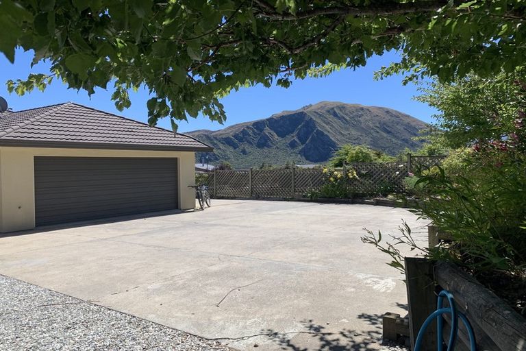 Photo of property in 26 Penrith Park Drive, Wanaka, 9305