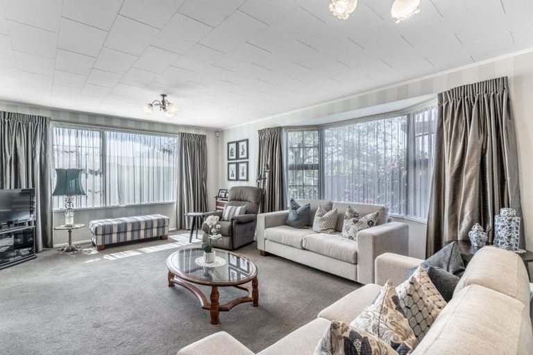 Photo of property in 9 Waterford Drive, Winton, 9720