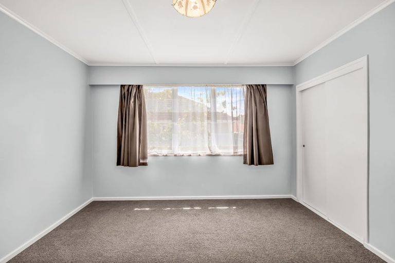 Photo of property in 92 Swiss Avenue, Gonville, Whanganui, 4501