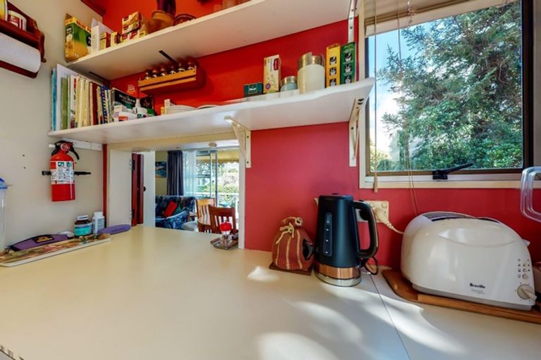 Photo of property in 70a Kings Crescent, Hutt Central, Lower Hutt, 5010