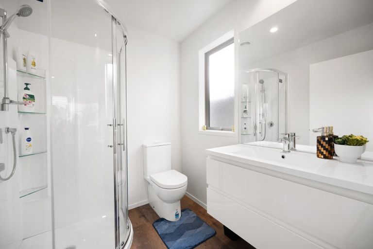 Photo of property in 3 Selkirk Lane, Hamilton Lake, Hamilton, 3204