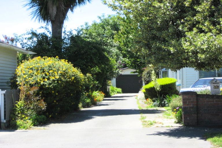 Photo of property in 2/10 Lindores Street, Addington, Christchurch, 8024