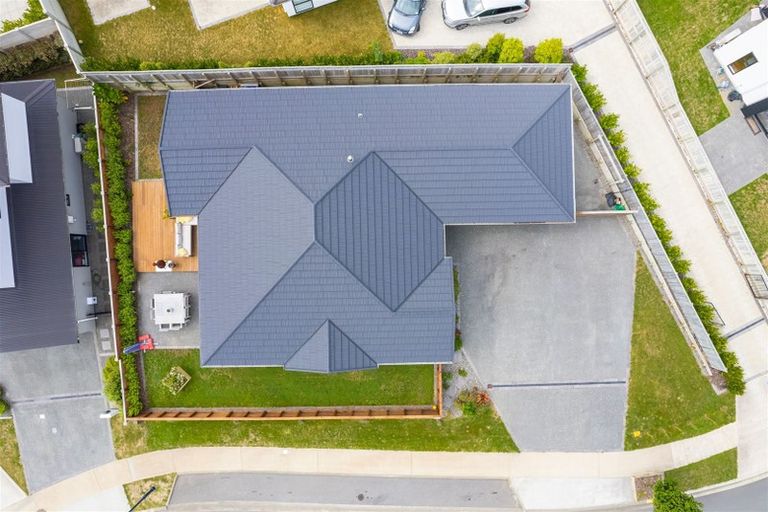 Photo of property in 89 John Burke Drive, Aotea, Porirua, 5024