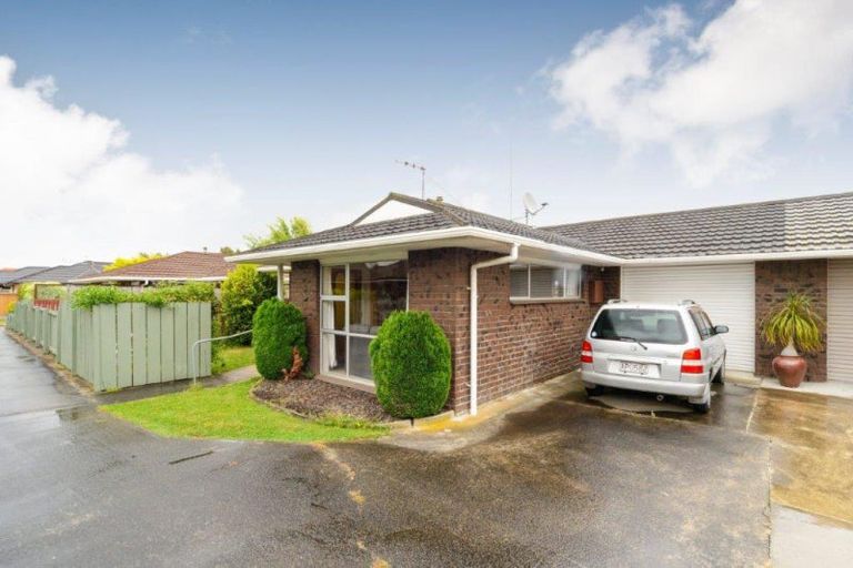 Photo of property in 11a Woodfield Avenue, Roslyn, Palmerston North, 4414