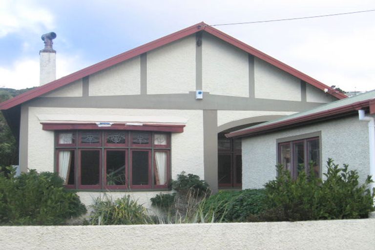 Photo of property in 5 Fernlea Avenue, Karori, Wellington, 6012
