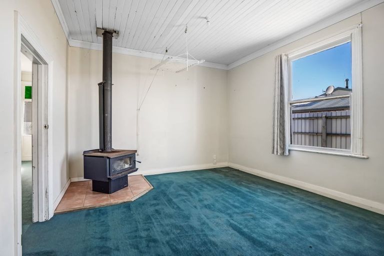 Photo of property in 16 Argyle Street, Balclutha, 9230