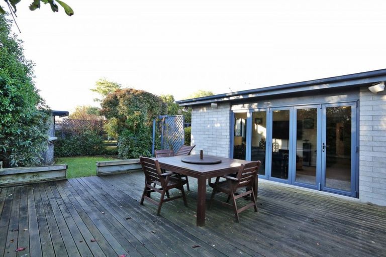 Photo of property in 36 West Plains Road, Waikiwi, Invercargill, 9810