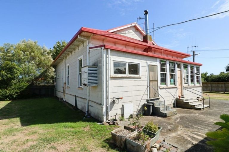 Photo of property in 10 Park Street, Foxton, 4814