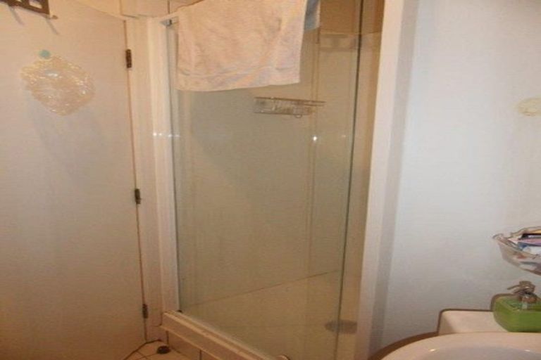 Photo of property in Terrace Tower Apartments, 8b/126 The Terrace, Wellington Central, Wellington, 6011