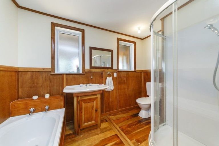 Photo of property in 31 Hedges Street, Sanson, 4817