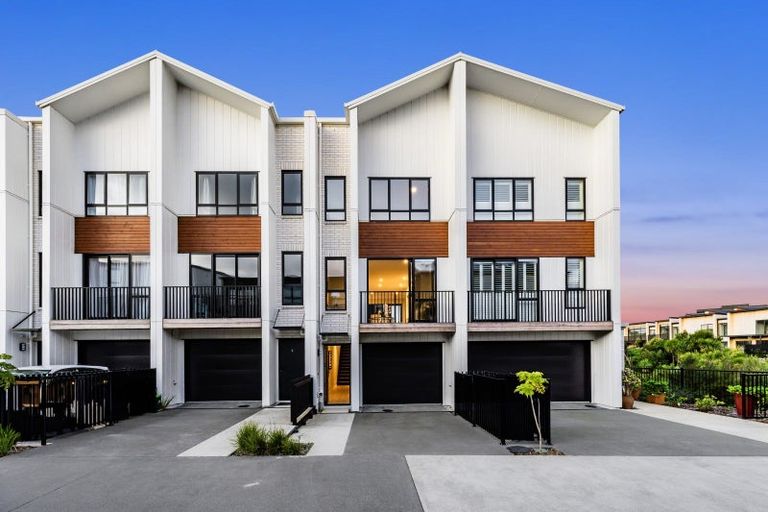 Photo of property in 13 Patrol Lane, Hobsonville, Auckland, 0616