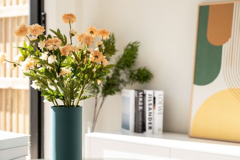 Photo of property in 8/11 Scanlen Terrace, Kelston, Auckland, 0602