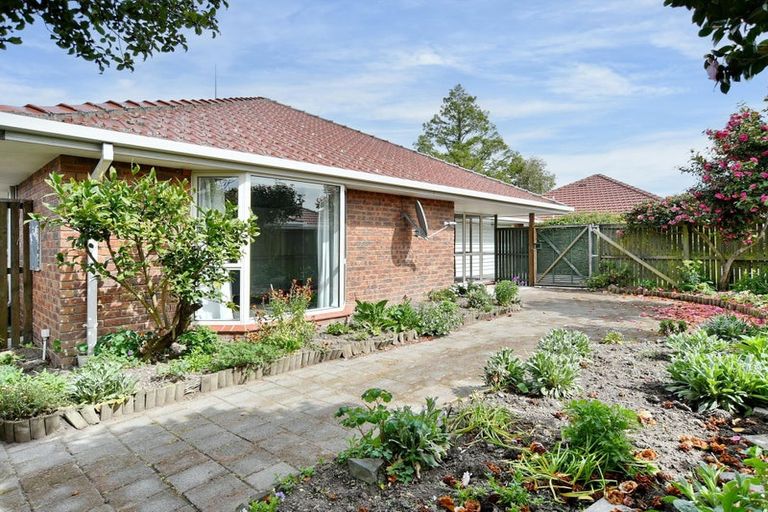 Photo of property in 37d Highsted Road, Bishopdale, Christchurch, 8053