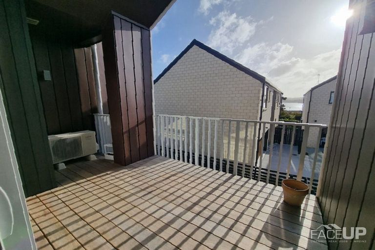 Photo of property in 4/28 Nevill Road, Hobsonville, Auckland, 0616
