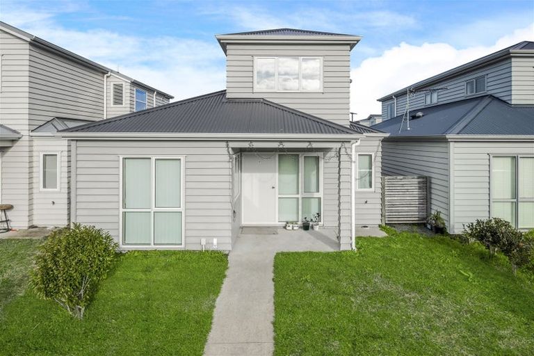 Photo of property in 7 Divide Loop, Takanini, 2112