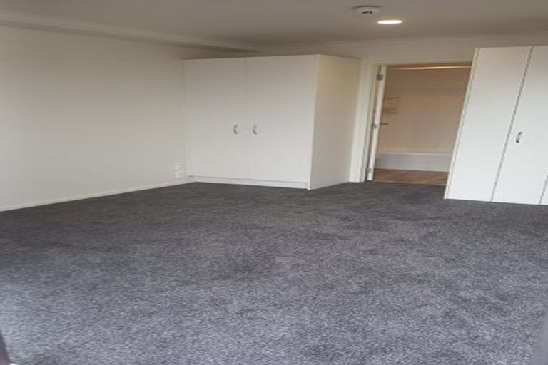 Photo of property in The Rennaissance, 5j/18 Ronwood Avenue, Manukau, Auckland, 2104