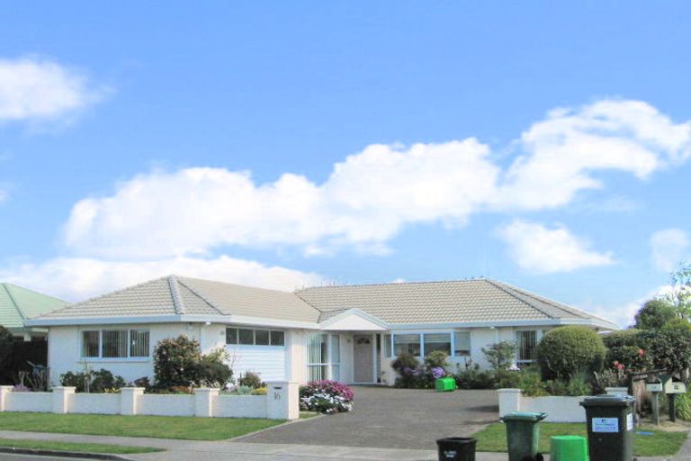 Photo of property in 16 Lotus Avenue, Mount Maunganui, 3116