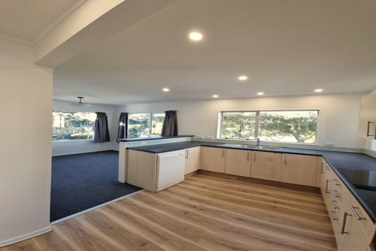 Photo of property in 8 Govind Grove, Ngaio, Wellington, 6035