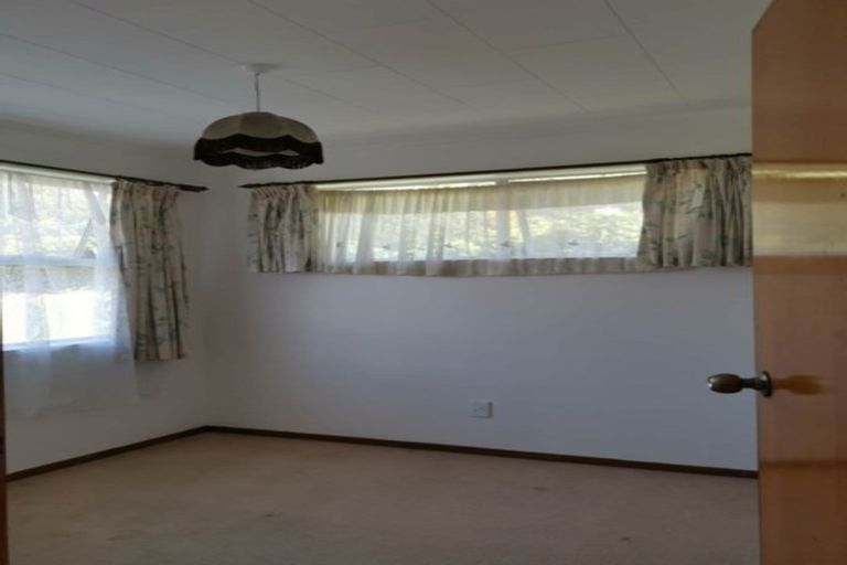 Photo of property in 26 Salamanca Road, Sunnynook, Auckland, 0620