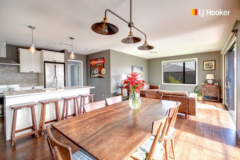 Photo of property in 13 Caledonia Drive, Mosgiel, 9024